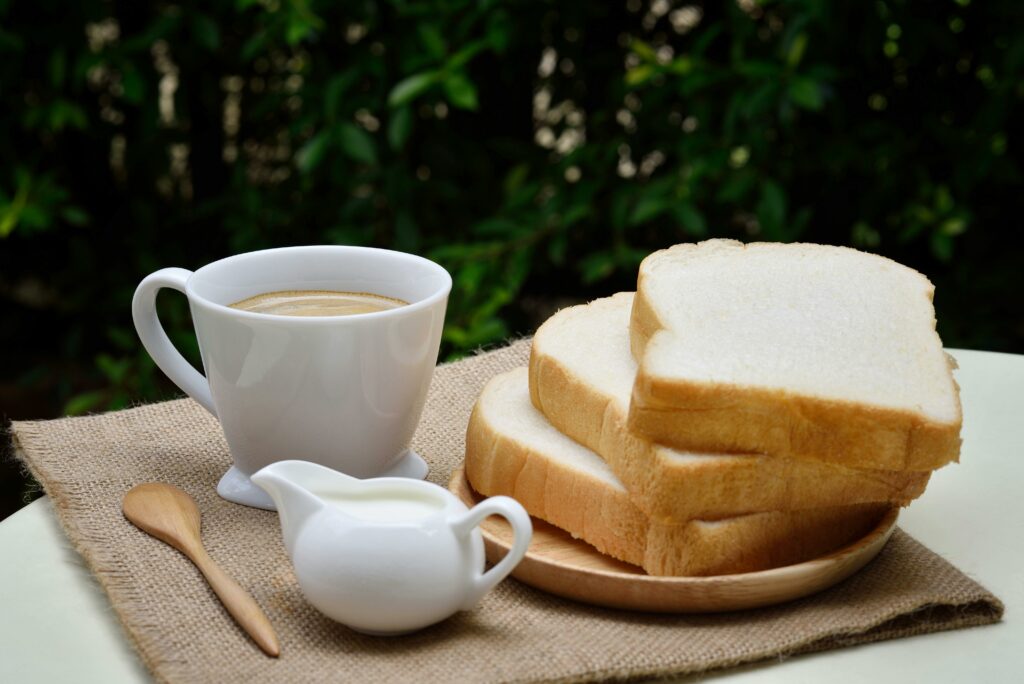 Mit dem Sandwichbrot habt ihr eine leckere Alternative zu körnigen Broten. So erleichtert ihr euren Kindern den Einstieg bei einer Glutenintoleranz.